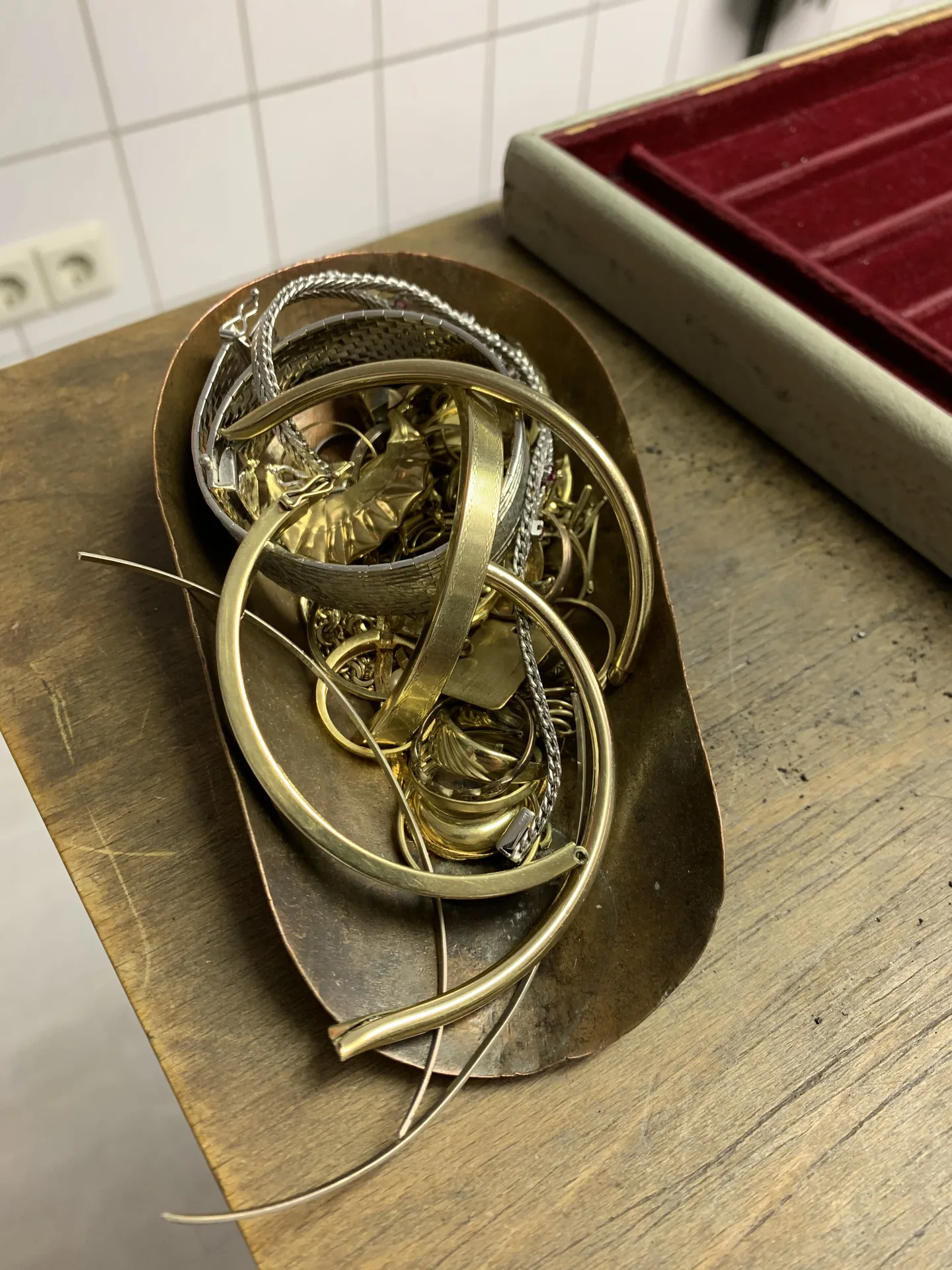 Übersicht von Altgoldmaterial